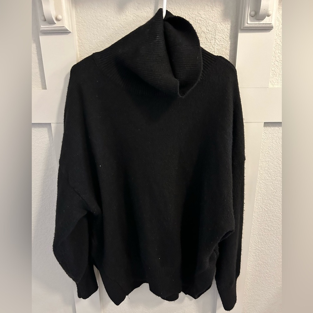 H&M Black Oversized Sweater‎